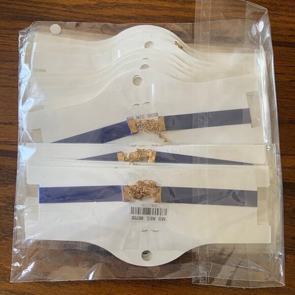 Bundle of Choker Necklaces NEW - Picture 5 of 12